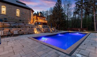 6830 N PURDY Pkwy, Appleton, WI 54913