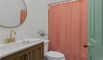 66 Girard Ave 324, Newport, RI 02840