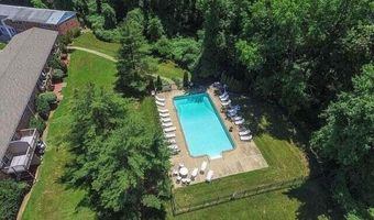 96 East Ave 40, Atlantic Highlands, NJ 07716
