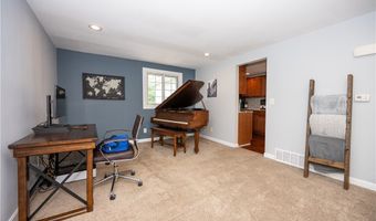 11135 Jane Dr, Alden, NY 14004