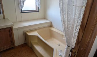33 Southland Rd, Alamogordo, NM 88310