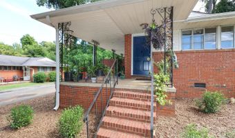 1424 Wembley Dr, Charlotte, NC 28205