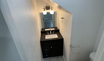 108 Jasper St, Aurora, MO 65605