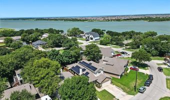 4520 N Shore Dr, The Colony, TX 75056