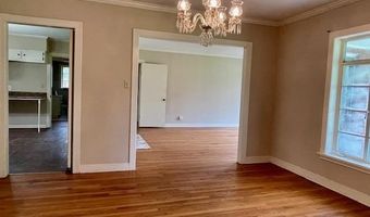 200 Kyle St, Batesville, MS 38606