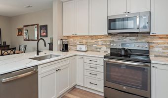4 SPA CREEK Lndg B3, Annapolis, MD 21403