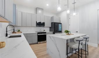 5719 PENINSULAR Dr, Belle Isle, FL 32809