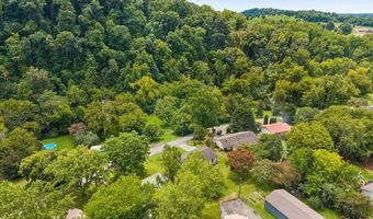 521 E Sunset Dr, Athens, TN 37303