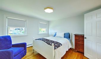 29 Melrose Ave, Barrington, RI 02806