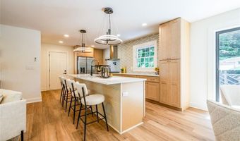 3082 CORBIN Ave, Decatur, GA 30034