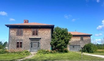 382 S Main St, Alburgh, VT 05440