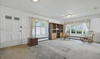 49 Forrest Pl, Amityville, NY 11701