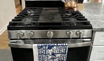 801 Solano Dr NE, Albuquerque, NM 87110