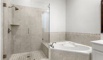 4117 Juliard Dr, Addison, TX 75001
