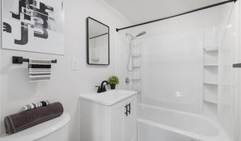 349 Boulevard, Middletown, RI 02842
