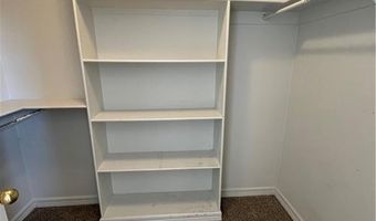 911 SW Cheyenne Dr, Bentonville, AR 72712