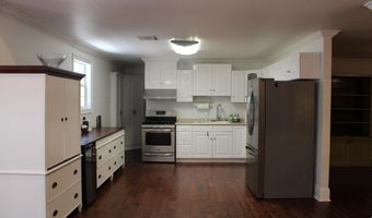 120 Cotton St, Belle Chasse, LA 70037