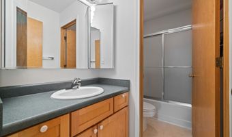 1006 NE 24th Ct, Ankeny, IA 50021