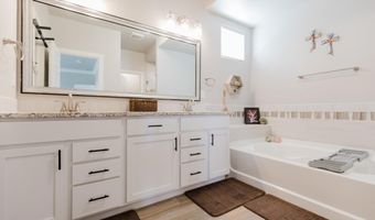 945 Datura Dr, Alamogordo, NM 88310