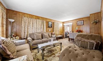 1 PAGE Ave, Barrington, NJ 08007