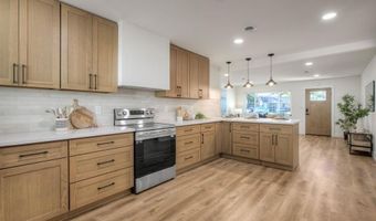 728 Hackberry Pl, Fallbrook, CA 92028