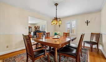 5735 BRADLEY Blvd, Bethesda, MD 20814