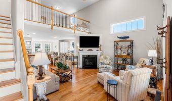 39 Pineview Dr, Candia, NH 03034