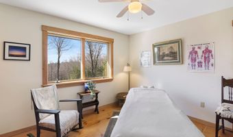 266 Ursa Ridge Rd, Brattleboro, VT 05301