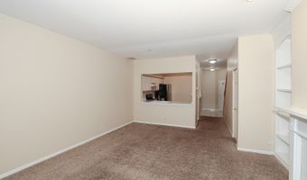 1379 Grandview Ct, Algonquin, IL 60102