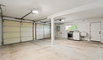 1210 Pinecrest Ave, Escondido, CA 92025
