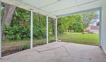 118 W Hawley St, Amboy, IL 61310