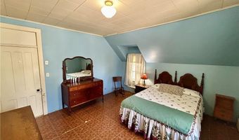 413 N 7th St, Atchison, KS 66002