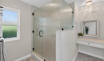 6701 E Leafwood Dr, Anaheim, CA 92807