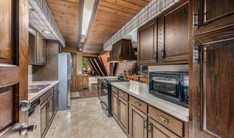 369 Thomas St, Allegan, MI 49010