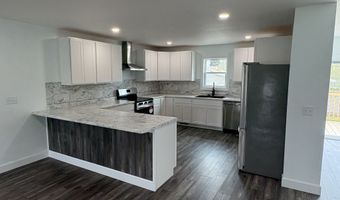 401 W Granville Ave, Albany, IN 47320