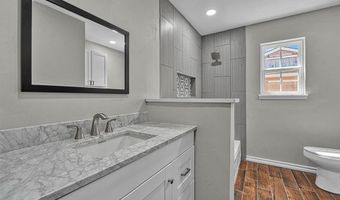 2404 N Robin St, Altus, OK 73521