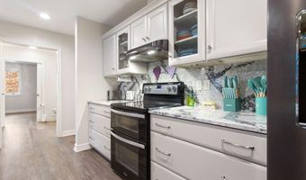 3752 Schermerhorn Lake Dr, Allegan, MI 49010