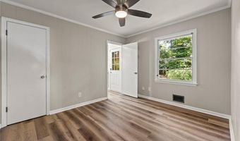 3237 Burgundy Rd, Decatur, GA 30033