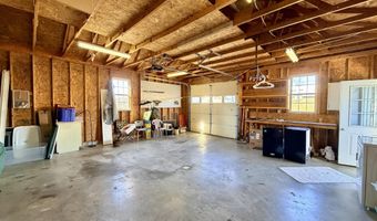 553 Mc Guire Ave, Beattyville, KY 41311