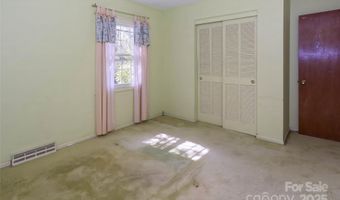 91 Haw Creek Cir, Asheville, NC 28805