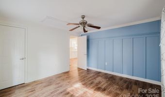 1726 Medford Dr, Charlotte, NC 28205