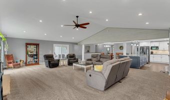 8244 SW Indian Hills Rd, Auburn, KS 66402