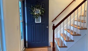 136 Frankfort St, Cranston, RI 02910