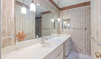 6 Barbara Ln, Bella Vista, AR 72715