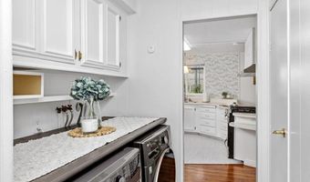 7326 San Bartolo St 220, Carlsbad, CA 92011
