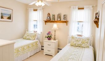88 Storm Jib Ct, Bayville, NJ 08721