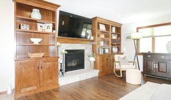 3 Linda Ln, Aberdeen, SD 57401