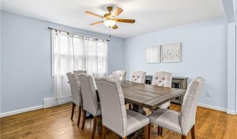 7 Jill Ct, East Providence, RI 02915