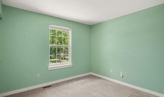 638 Old Ballwin Rd, Ballwin, MO 63021
