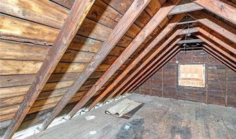 1228 Beardsley St, Akron, OH 44301